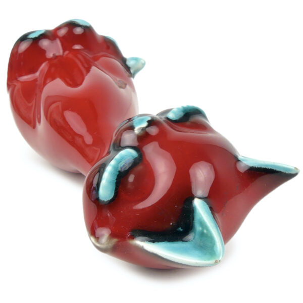 Chat stylisé rouge et bleu céramique italienne San Marino Mi-XXe Space Age (dessus 3/4)