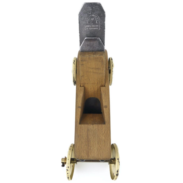 Voiture miniature Hot Rod rabot de menuisier en bois et lame en acier (dessus)