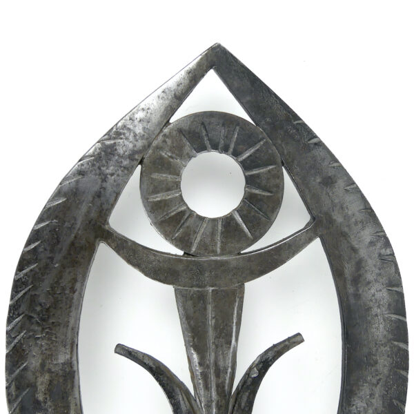 Dessous-de-plat poisson en acier découpé Ichthus Ferronnerie d’art (détail)