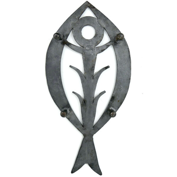 Dessous-de-plat poisson en acier découpé Ichthus Ferronnerie d’art (dessous)