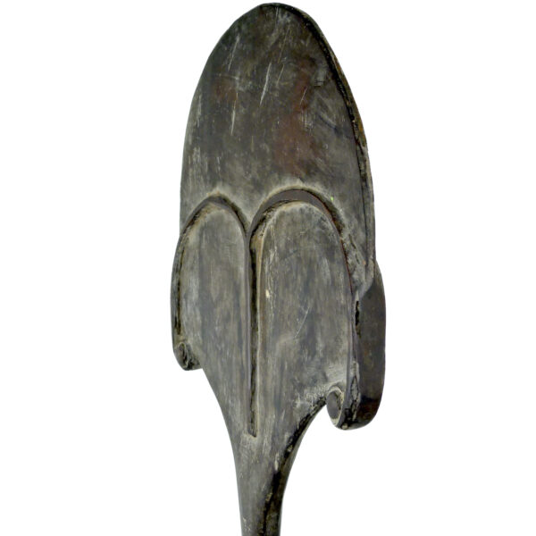 Ao Rapa Nui bâton d’autorité biface Île de Pâques en bois dur sur socle (détail)