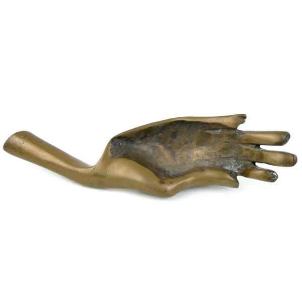 Sculpture main en bronze est signé LOHÉ Artiste français Déco artistique (dessous)
