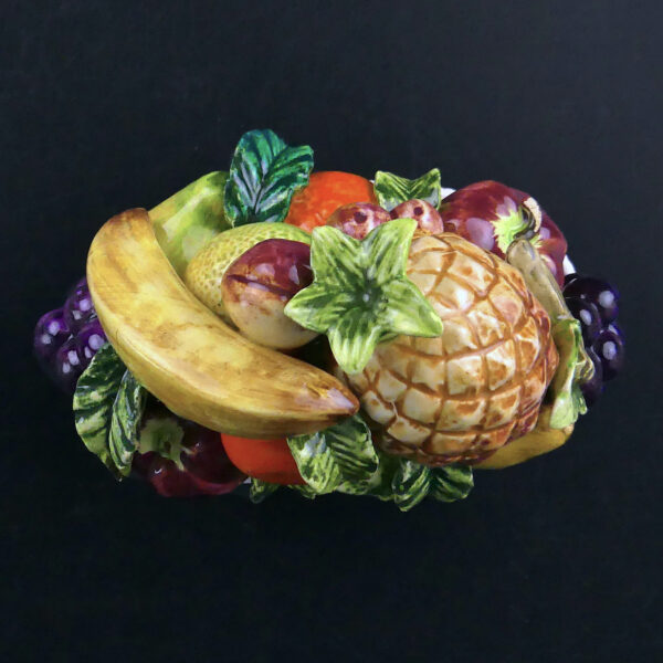 Trois petits paniers à fruits en barbotine multicolore Années 50/60 Italie (1/dessus)