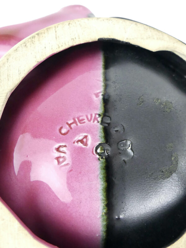 Coupelle poisson vide-poche vintage Vallauris céramique rose et noir Mi-XXe (détail dessous)