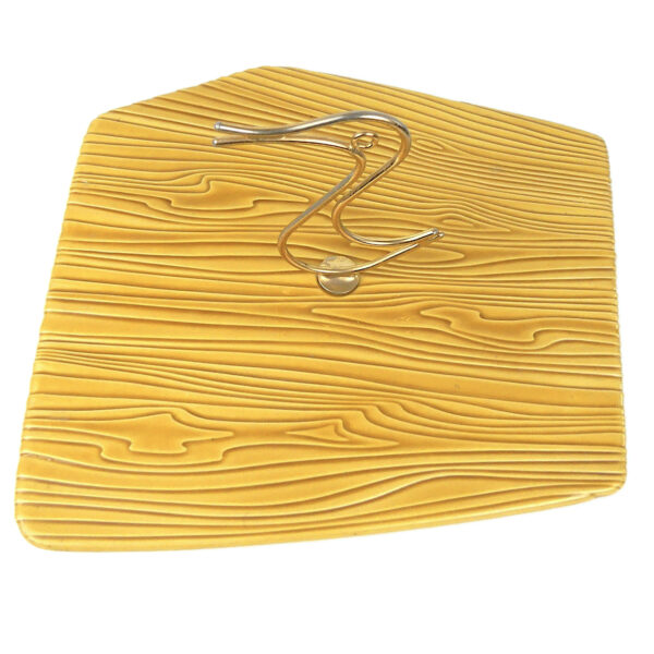 Plateau de présentation vintage canard et faux-bois Vallauris Mid-century (dessus 3/4)