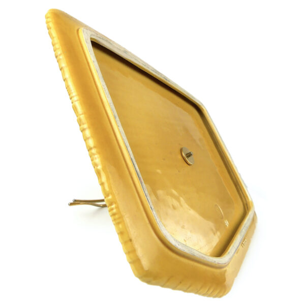 Plateau de présentation vintage canard et faux-bois Vallauris Mid-century (dessous 3/4)