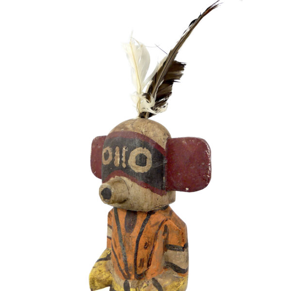 Poupée Kachina à plumes aux oreilles plates Tasap Mana en bois polychrome Hopi (3/4)