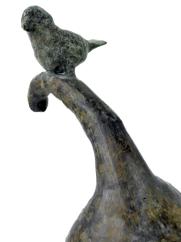 Sculpture anthropo-zoomorphe homme-chat en bronze signée Yuwana Thaïlande (détail)