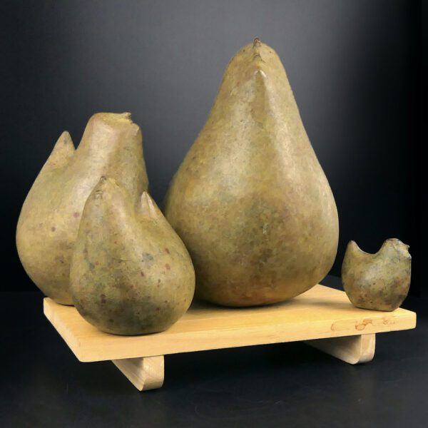 Quatre petites poules en bronze sur socle signées Yuwana Thaïlande (3/4)
