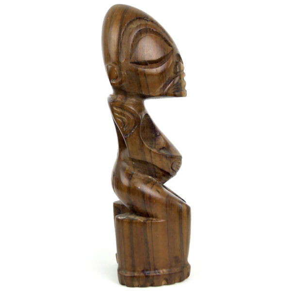 Petit tiki marquisien ancien en bois précieux bicolore (profil)