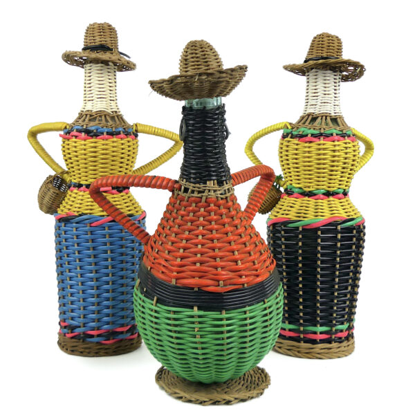Set de 7 bouteilles scoubidou vintage Déco rétro kitsch Objets souvenir 60 (fermiers dos)