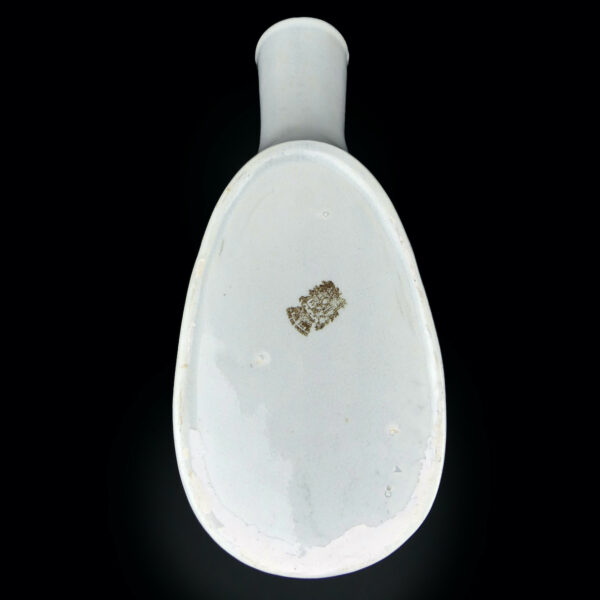 Pistolet urinoir masculin Urinal de lit en faïence de Lunéville Fin XIXe (dessous)