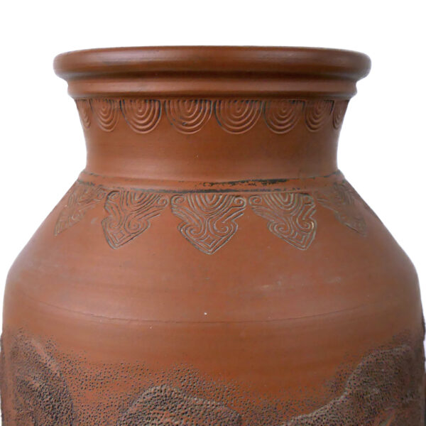 Grand vase japonais au dragon en terre cuite rouge patiné fin XIXe (détail)