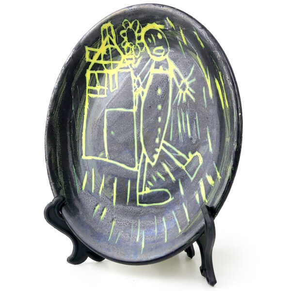 Petite assiette noire et jaune signée Joël peinte à la main Art enfantin (3/4)