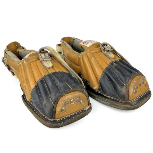 Lot croquet vintage indien Équipement sportif en cuir et bois Sport ancien (sur-chaussures 3/4)