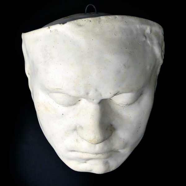 Masque mortuaire de Ludwig van Beethoven ancien moulé en plâtre (dessus)